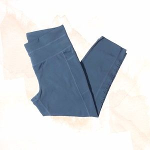 Ladies Pocket Capri Legging